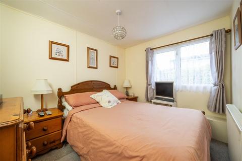 2 bedroom mobile home for sale, Woodcot Park, Wilmcote, Stratford-Upon-Avon