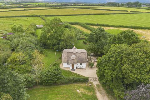 3 bedroom character property for sale, Piddington Road, Ludgershall, Aylesbury