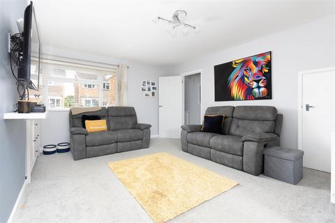 3 bedroom terraced house for sale, Rookery Walk, Clifton, Beds SG17 5HW