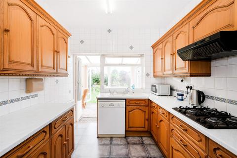 7 Reydon Avenue, London, E11 2JD