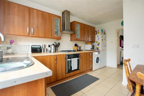 3 Blaise Close, Nottingham, NG11 9BW