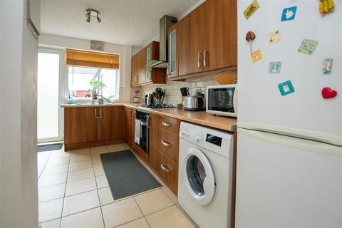 3 Blaise Close, Nottingham, NG11 9BW