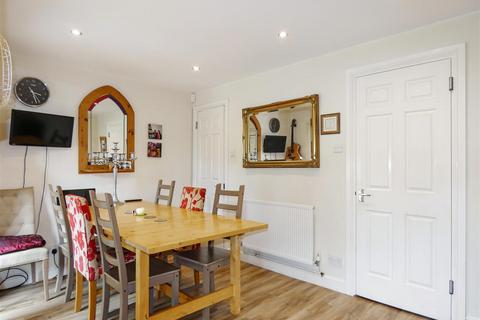 3 bedroom end of terrace house for sale, Penfolds Place, Arundel BN18