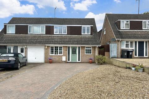 34 Grasscroft, Northampton, NN2 8QH