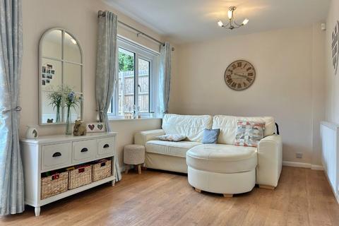 34 Grasscroft, Northampton, NN2 8QH
