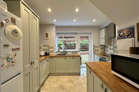 34 Grasscroft, Northampton, NN2 8QH