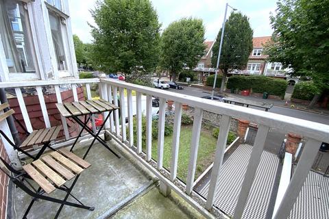 1 bedroom flat for sale, New Church Road, Hove BN3