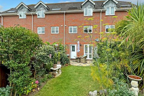 4 bedroom townhouse for sale, Norfolk Road, Littlehampton BN17