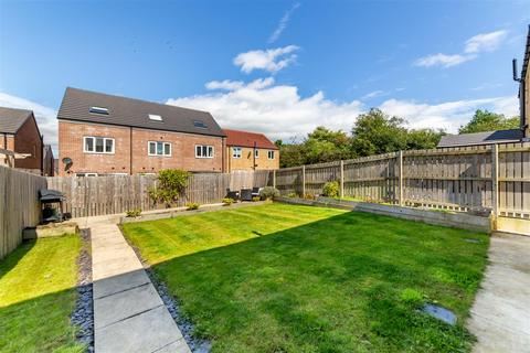 4 bedroom detached house for sale, Augusta Park Way, Dinnington, NE13