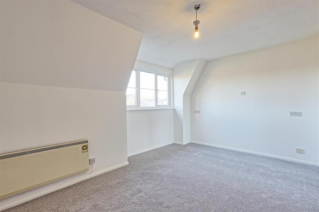 IMG 3893 4 5 easy HDR-interior3.jpg