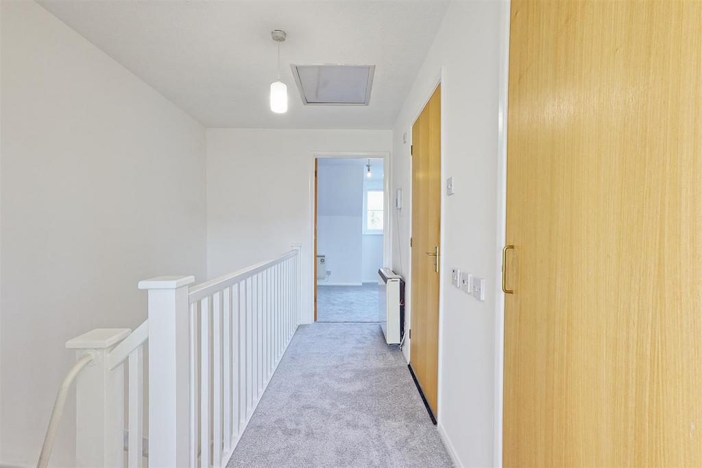 IMG 3887 8 9 easy HDR-interior3.jpg