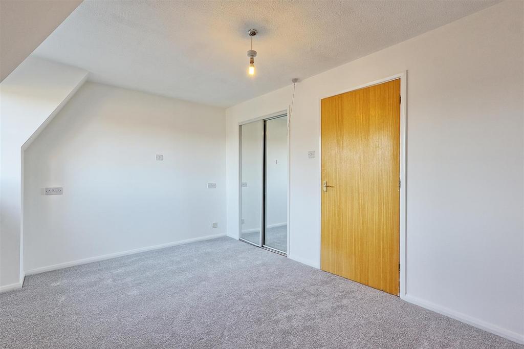 IMG 3896 7 8 easy HDR-interior3.jpg