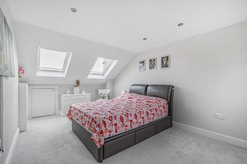 203 Kings Road, Kingston Upon Thames, KT2 5JH