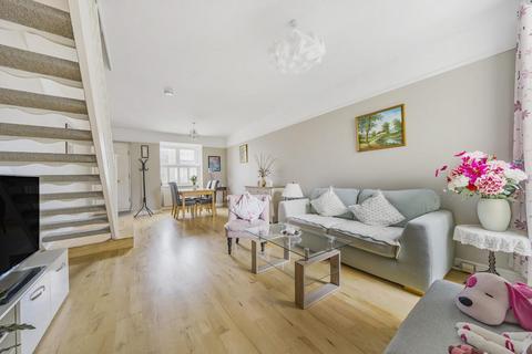 203 Kings Road, Kingston Upon Thames, KT2 5JH