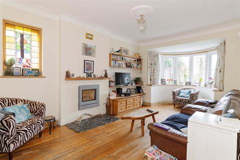 2 bedroom detached bungalow for sale, Courtlands Close, Worthing, BN12 4BT