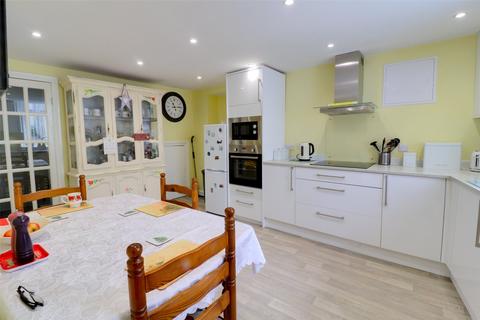 5 bedroom end of terrace house for sale, Fortescue Road, Ilfracombe, Devon, EX34