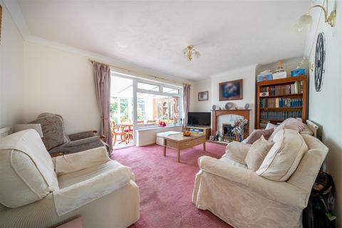 48 Bromstone Road, Broadstairs, CT10 2HT
