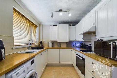 3 bedroom semi-detached house for sale, Sandringham Road, Grangetown, Middlesbrough