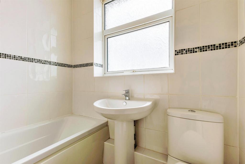 6 R1 A5751-HDR.jpg
