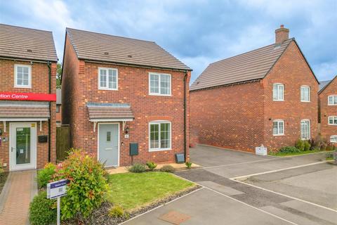 3 bedroom detached house for sale, Windrower Close, Nuneaton