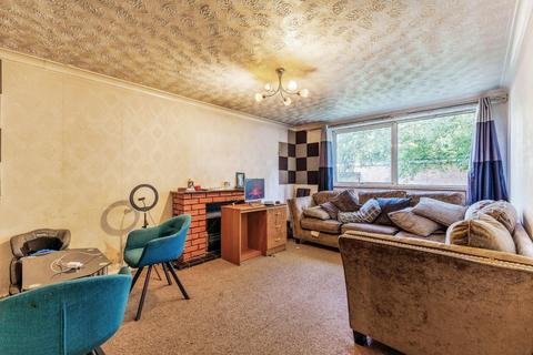22 Bankside Close, Coventry, CV3 4GD