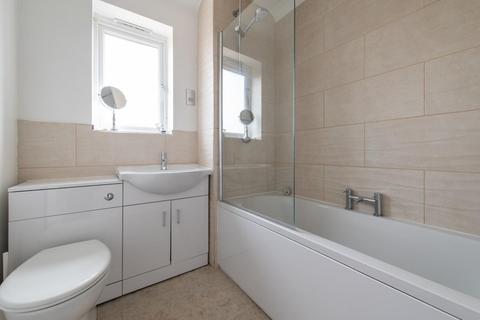 6 Dawes Close, Greenhithe, DA9 9RA