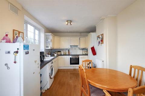 4 bedroom end of terrace house for sale, Grantham Green, Borehamwood