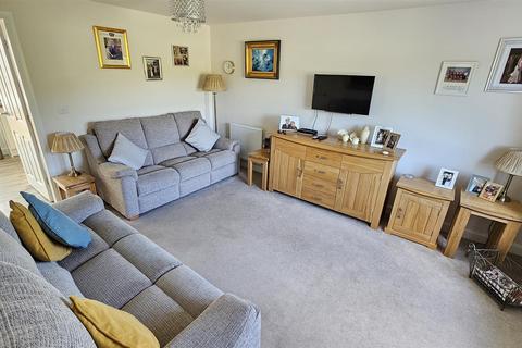 23 Widnall Drive, Bingham, Nottingham, NG13 7AR