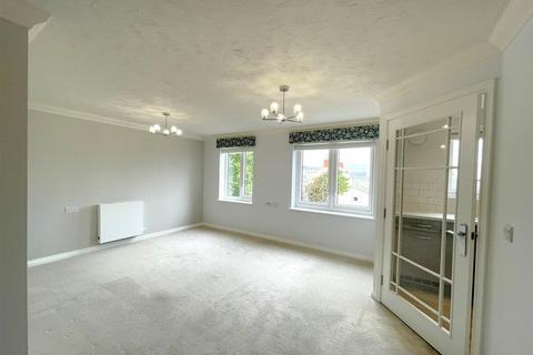 1 bedroom retirement property for sale, North Place, Cheltenham