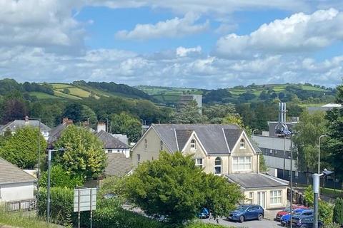 3 bedroom semi-detached house for sale, Nash Avenue, Carmarthen