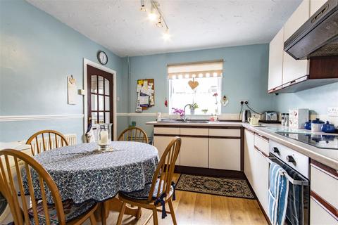 13 Poolsbrook Road, Duckmanton, Chesterfield, S44 5EL