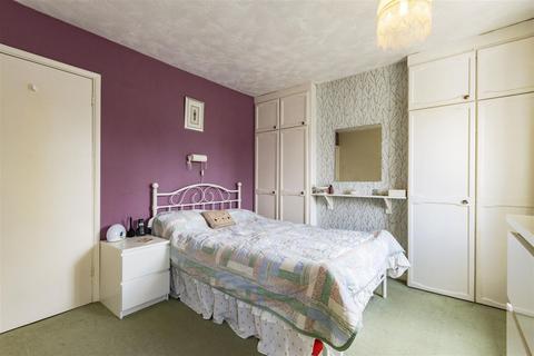 13 Poolsbrook Road, Duckmanton, Chesterfield, S44 5EL