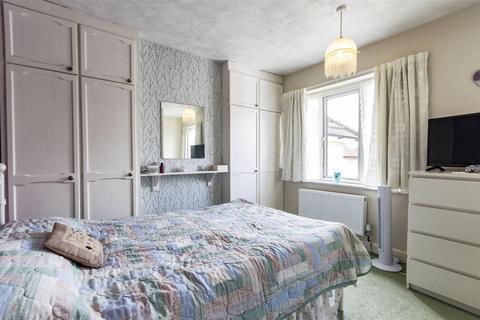 13 Poolsbrook Road, Duckmanton, Chesterfield, S44 5EL