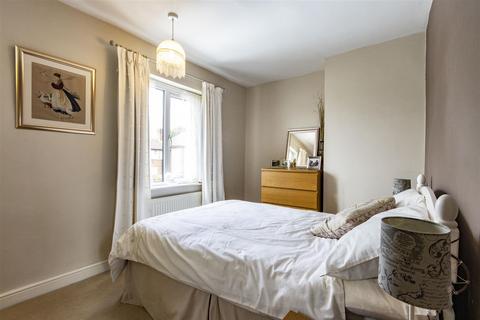 13 Poolsbrook Road, Duckmanton, Chesterfield, S44 5EL