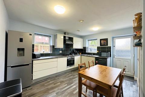 3 bedroom end of terrace house for sale, Mulberry Gardens, Goole