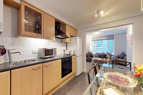 2 bedroom apartment for sale, Middle Street, London EC1A