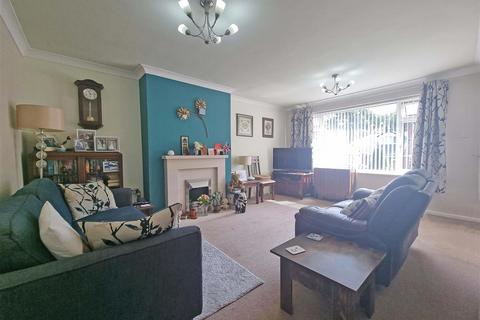 18 Arden Road, Hollywood, Birmingham, B47 5DJ