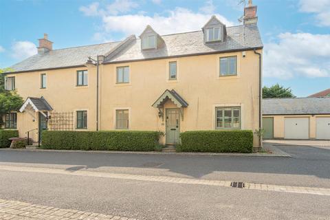 5 bedroom semi-detached house for sale, Bences Close, Marshfield