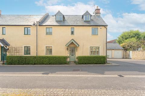 5 bedroom semi-detached house for sale, Bences Close, Marshfield