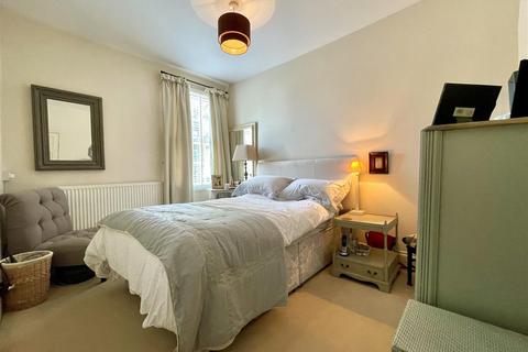 93 Shipston Road, Stratford-upon-avon, CV37 7LW