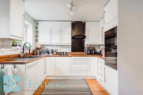 25 Baker Close, Ludlow, SY8 1XJ