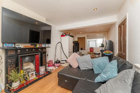 3 bedroom detached house for sale, Gordon Hill, Enfield