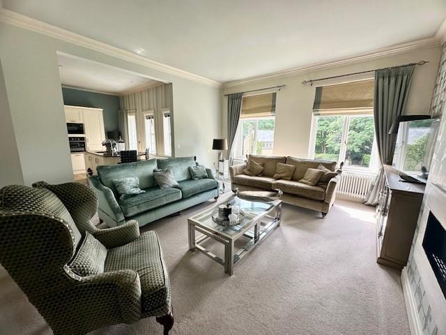 Open plan lounge and dining area