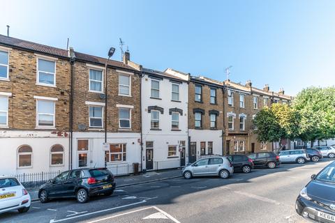 2 bedroom flat for sale, Median Road, London E5