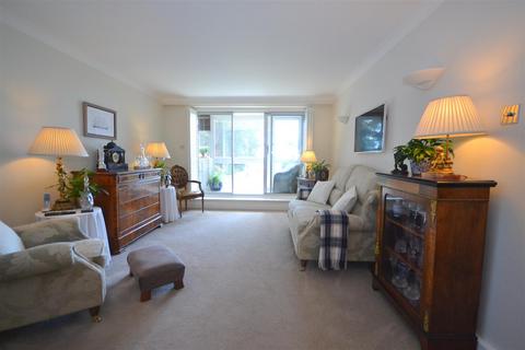 1 bedroom apartment for sale, Hinton Wood, Grove Road, East Cliff, Bournemouth