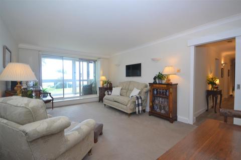 1 bedroom flat for sale, Hinton Wood, Grove Road, East Cliff, Bournemouth