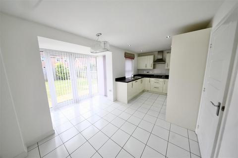 3 bedroom detached house for sale, Calvert Lane, Hull