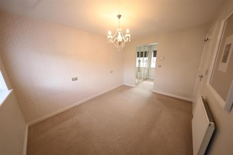 3 bedroom detached house for sale, Calvert Lane, Hull