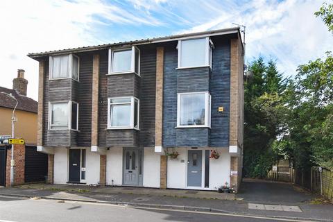 3 bedroom end of terrace house for sale, High Street, Aylesford