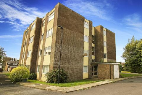 1 bedroom flat for sale, Shaftoe Court, Lakeshore